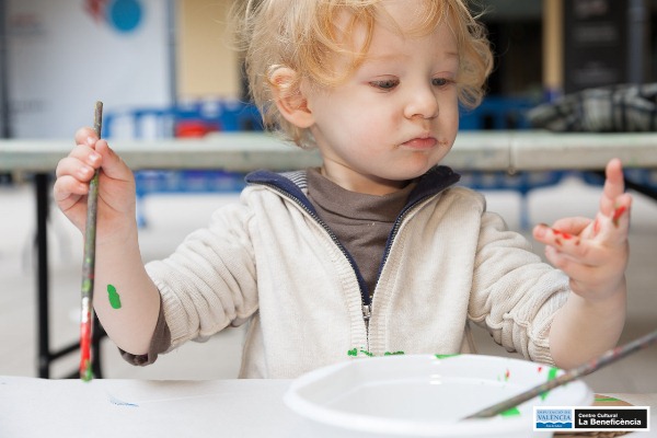 Beneficios de las manualidades para niños y niñas